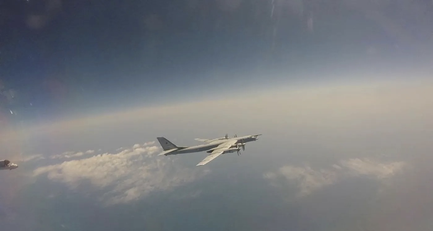  "الدب الروسي يحلّق قرب بريطانيا".. قاذفات نووية تثير أستنفار الناتو في بحر النرويج...                                                        				 Subtitle	                           				 Menu	                           				 Album	                        