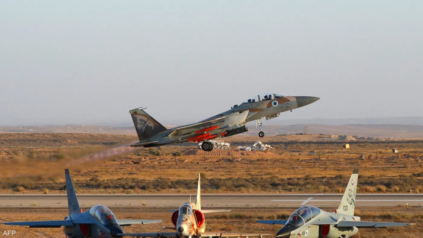 صفقة تاريخية: بوينغ تفوز بعقد مقاتلات F-15 لإسرائيل بـ8.58 مليار دولار  