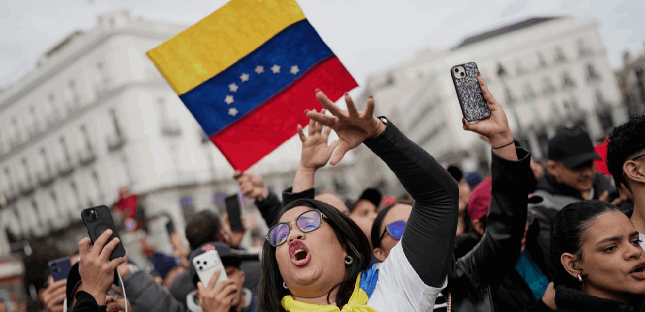 تصاعد المواجهة بين واشنطن وكاراكاس… تحليل استراتيجي وراء تصعيد العلاقات واعتقال مادورو