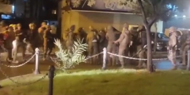 محتجون تجمعوا امام منازل بعض نواب طرابلس