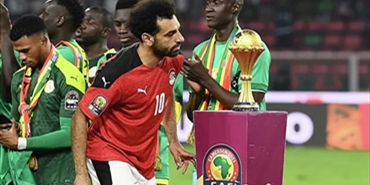 الاتحاد الأفريقي يعدل موعد مباراة مصر والسنغال