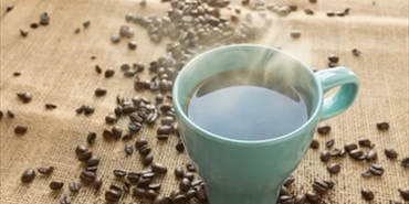 خبيرة تغذية لا تنصح باحتساء القهوة مع هذه المواد