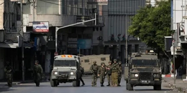 تصعيد وحظر تجول بالضفة الغربية و إجراءات قمعية بحق الأهالي في معظم أحياء البلدة القديمة...