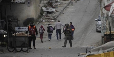 الإضرابات المدرسية في فلسطين.. التعليم بين الأزمة الاقتصادية والواقع السياسي