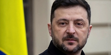 زيلينسكي يفتح الباب لاستفتاء شعبي... وترامب يضع خطاً أحمر: لا سلام دون توقيعي! 