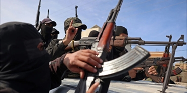 قيادى فى حركة حماس مستعدون لمناقشة تجميد أو تخزين ترسانة الأسلحة ضمن إتفاق وقف إطلاق النار...