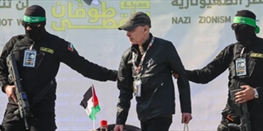 اسرائيل تعلن انها تسلمت الرهينة الأميركي من الصليب الأحمر