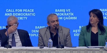 اعلان تاريخى لحزب العمال الكردستاني باعلان وقف إطلاق النار مع تركيا