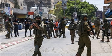 وزارة الصحه الفلسطينيه : إصابة شابين برصاص الإحتلال خلال إقتحام بلدة طمون جنوب طوباس ...