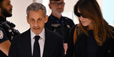 القضاء الفرنسي يدين الرئيس السابق نيكولا ساركوزي بتلامر الجنائي...
